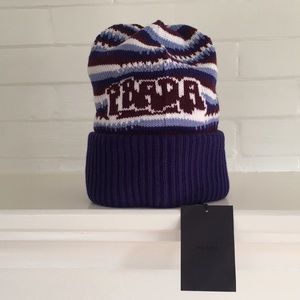 PRADA logo knitted cashmere beanie 2019 Resort